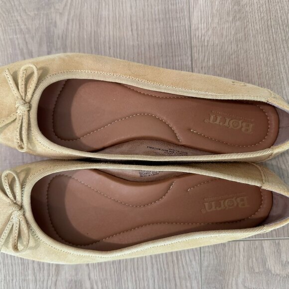 Borne Yellow Suede Ballet Flats Size 8 - Picture 2 of 4